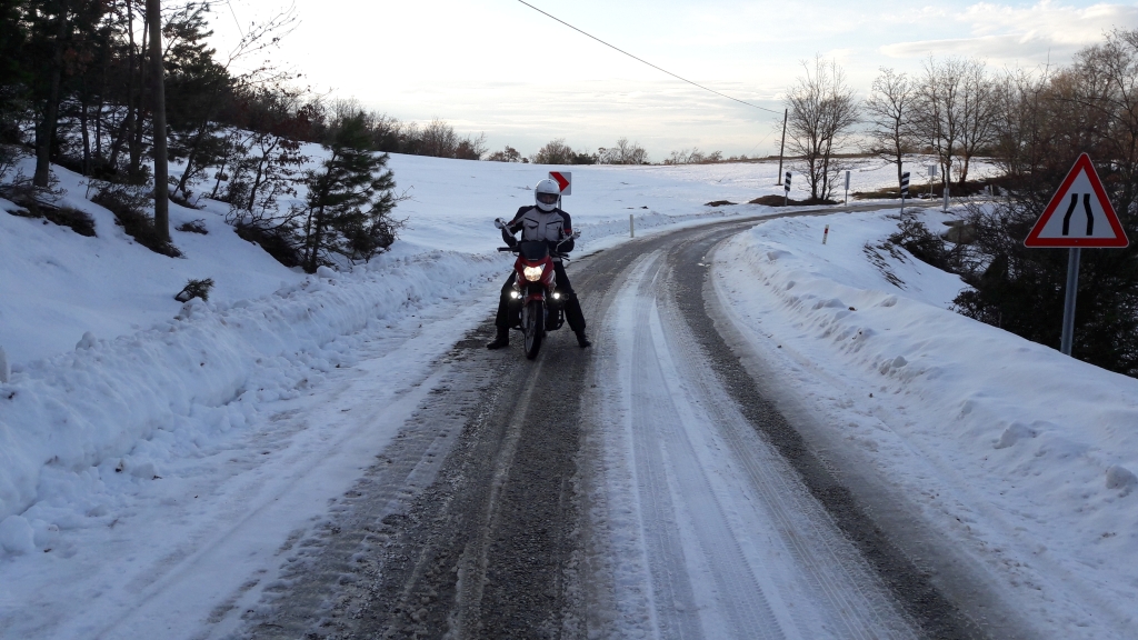 Kar Buz, Yoldayız&nbsp;Biz